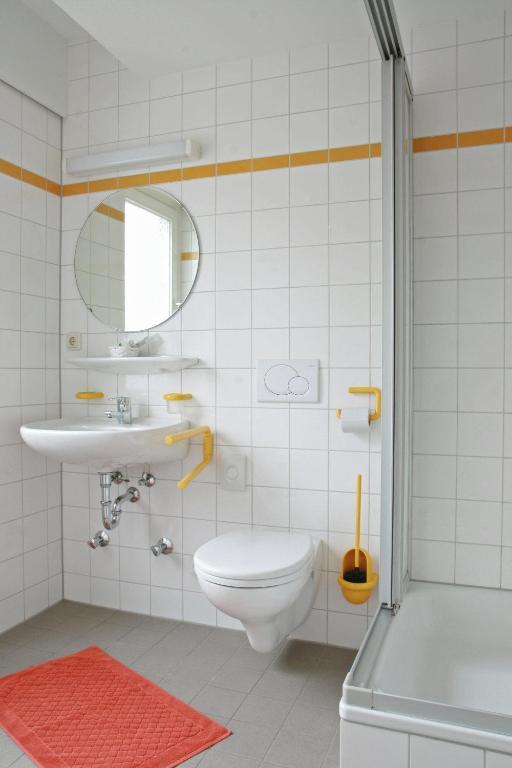 Nell-Breuning-Hotel Herzogenrath Dış mekan fotoğraf